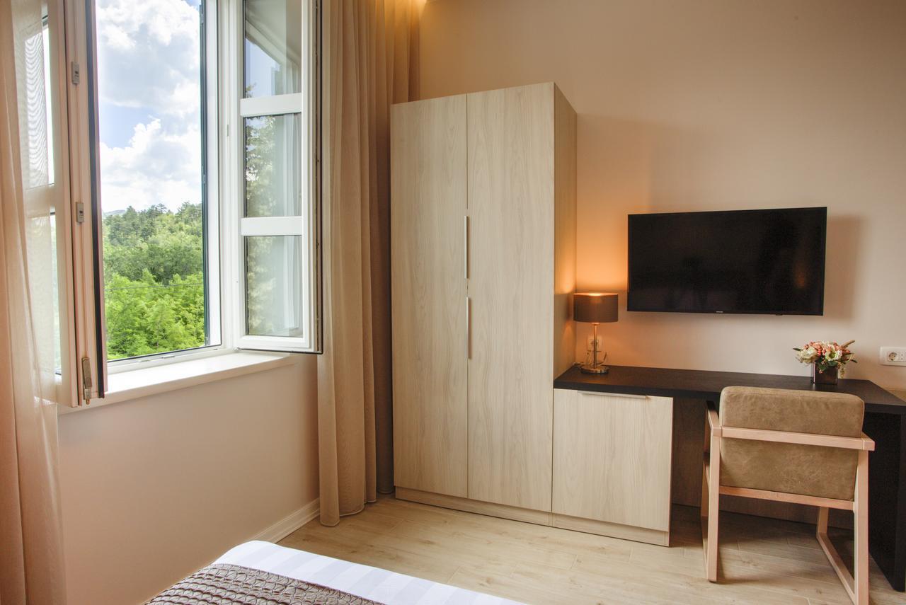 Hotel Stanica Ravno エクステリア 写真