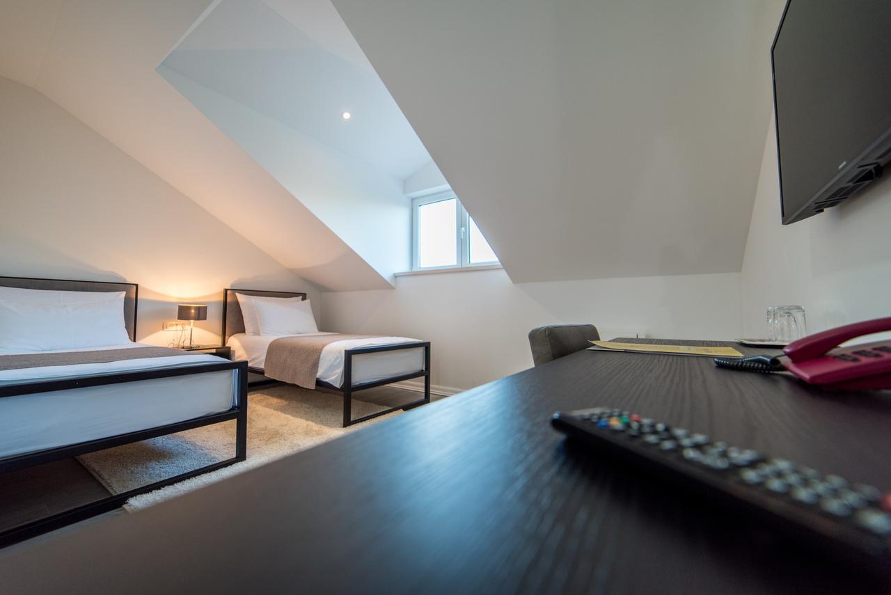 Hotel Stanica Ravno エクステリア 写真